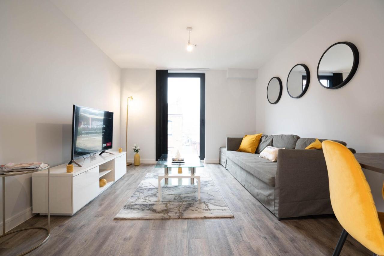 Urban Chic Haven - Central - Parking Included Бирмингем Экстерьер фото
